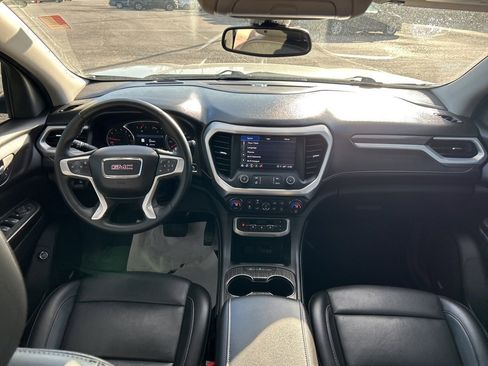 Used 2023 GMC Acadia SLT image 29