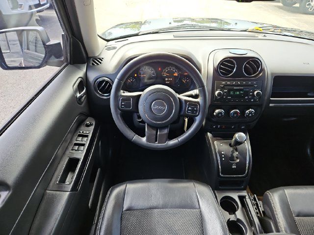 Used 2016 Jeep Patriot Sport w/ Power Value Group FWD image 8