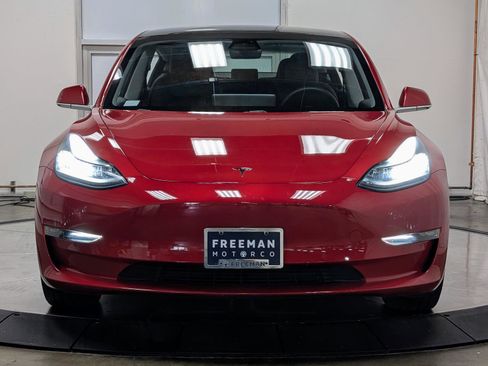 Used 2020 Tesla Model 3 Performance image 3