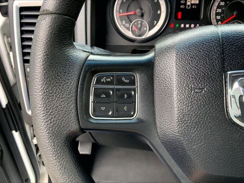 Used 2019 RAM 1500 Classic SLT image 20