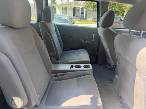 Used 2015 Nissan Quest S FWD image 25