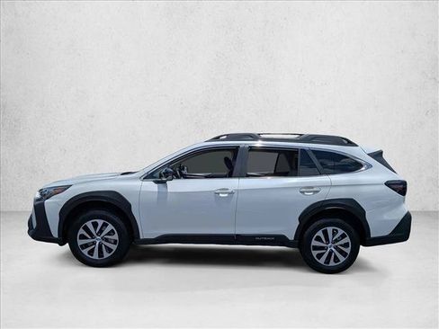 Used 2024 Subaru Outback Premium AWD/4WD image 9