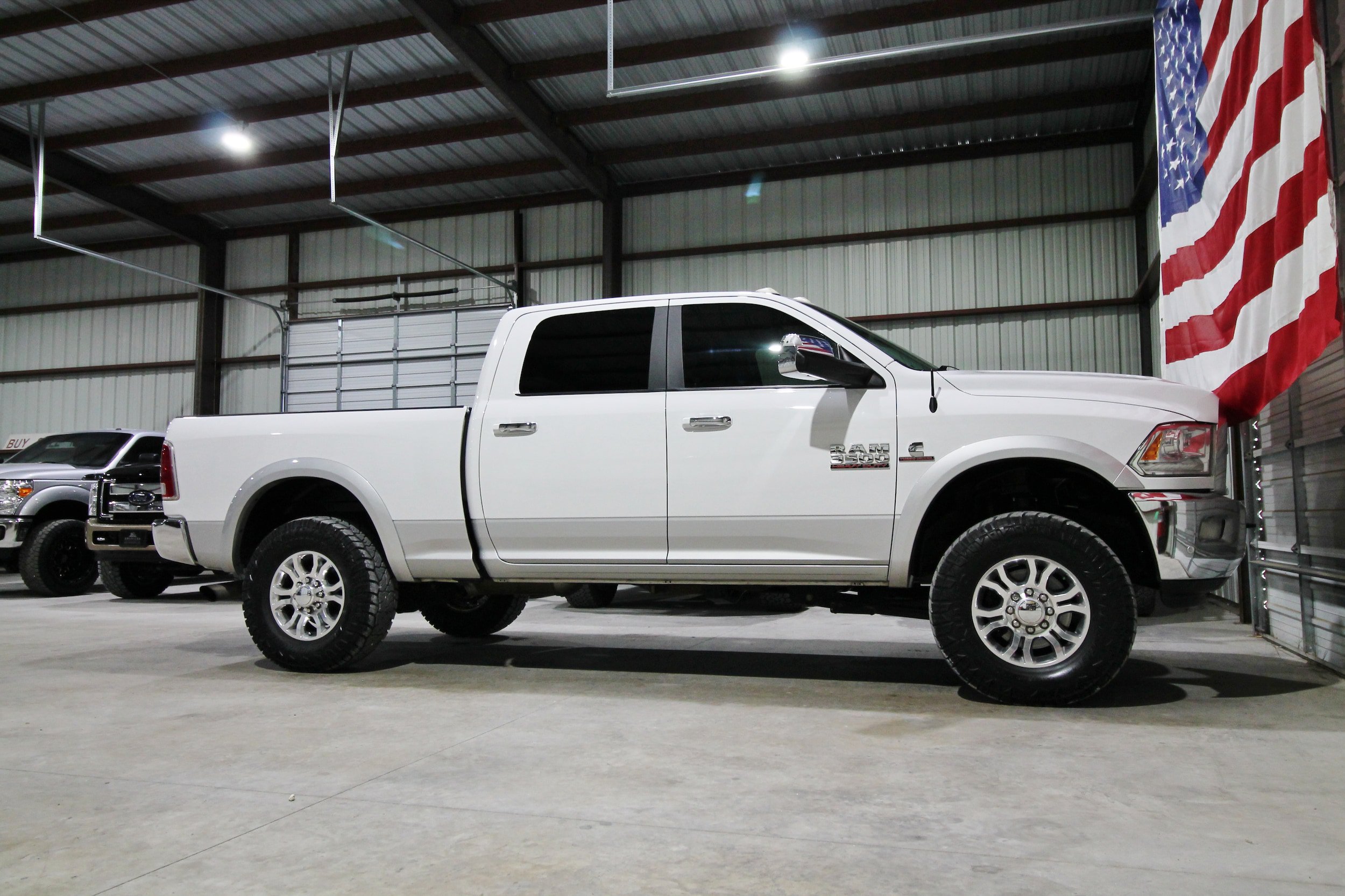 Used 2018 RAM 3500 Laramie AWD/4WD image 14