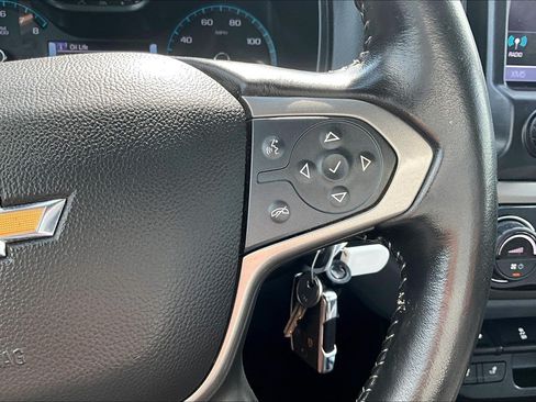 Used 2018 Chevrolet Colorado Z71 AWD/4WD image 23