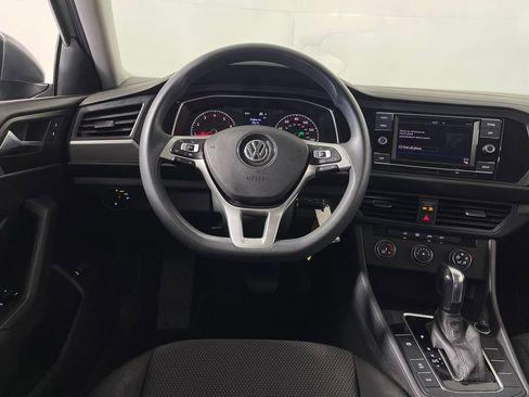 Used 2019 Volkswagen Jetta S w/ Driver Assistance Package FWD image 15