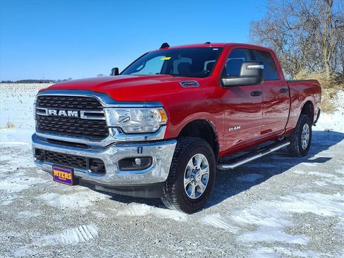 Used 2024 RAM 2500 Big Horn w/ Bed Utility Group image 31