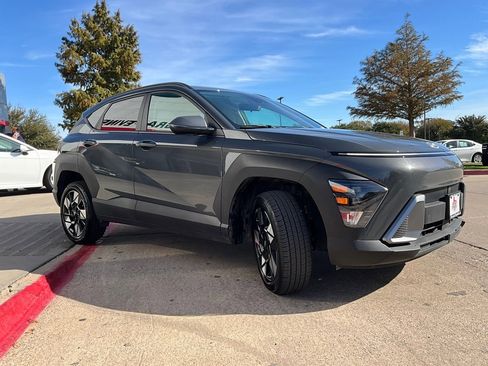 Used 2025 Hyundai Kona SEL image 5