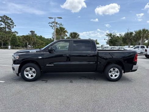 New 2026 RAM 1500 4x4 Crew Cab image 6