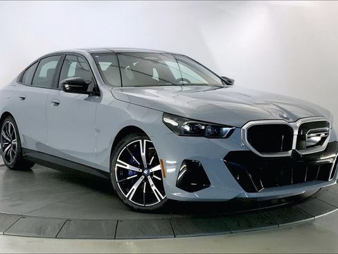 Certified 2025 BMW i5 M60 AWD/4WD image 33