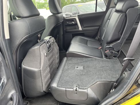 Used 2016 Toyota 4Runner Limited AWD/4WD image 15