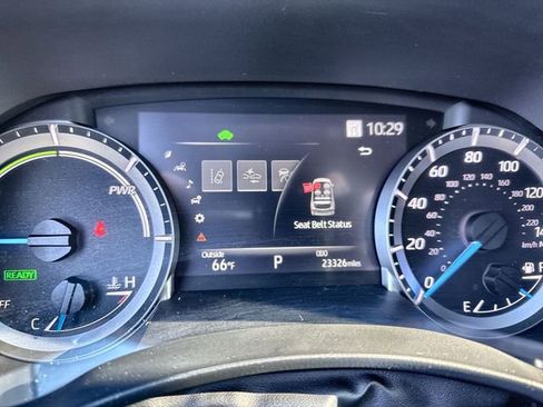 Used 2023 Toyota Highlander XLE image 23