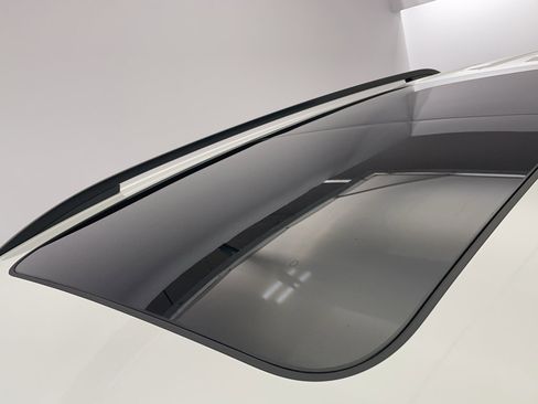 New 2026 Volkswagen Atlas Peak Edition image 7