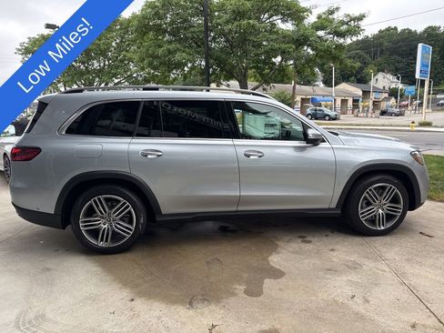 Certified 2025 Mercedes-Benz GLS 450 4MATIC image 9
