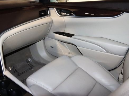 Used 2017 Cadillac XTS Luxury image 45