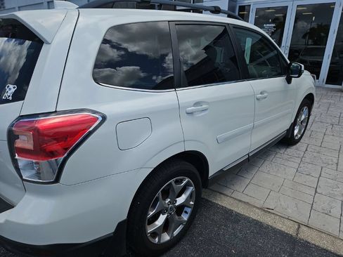 Used 2018 Subaru Forester 2.5i Touring AWD/4WD image 9