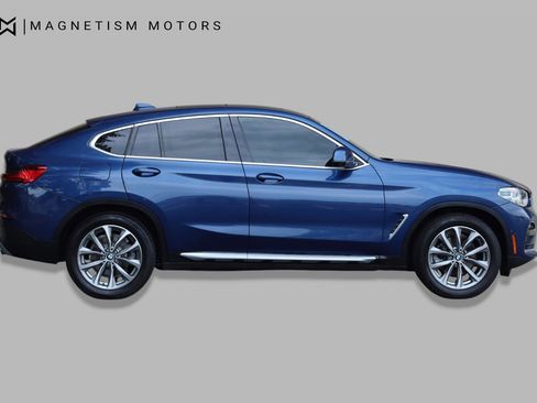 Used 2019 BMW X4 xDrive30i w/ Executive Package AWD/4WD image 2