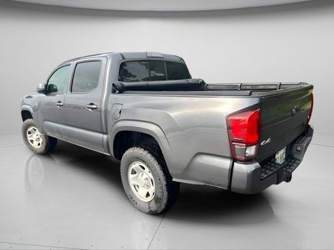 Used 2023 Toyota Tacoma SR AWD/4WD image 8