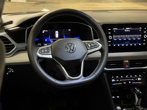 New 2026 Volkswagen Taos SE AWD/4WD image 14