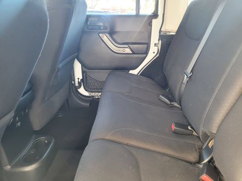 Used 2016 Jeep Wrangler Unlimited Sport w/ Quick Order Package 24S AWD/4WD image 9