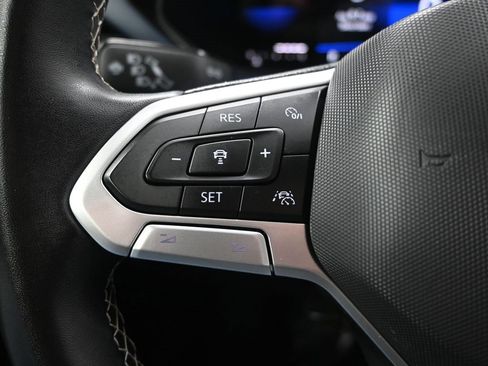 Used 2022 Volkswagen Taos SE image 26