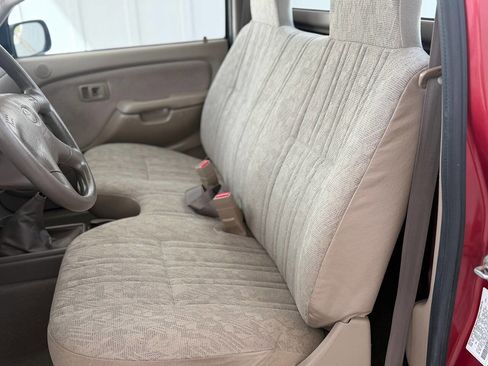 Used 2002 Toyota Tacoma 2WD Regular Cab image 50