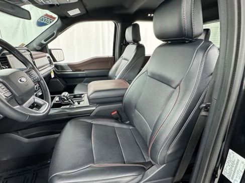 Used 2023 Ford F150 Lariat image 10