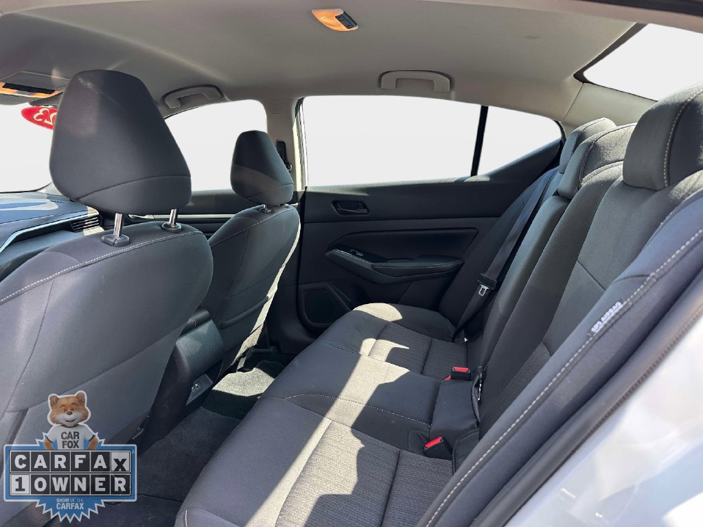 Used 2023 Nissan Altima 2.5 SV AWD/4WD image 12