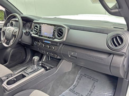 Used 2023 Toyota Tacoma TRD Sport w/ Black Out Package (TMS) AWD/4WD image 14