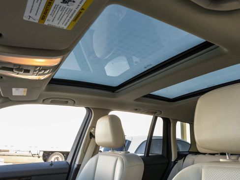 Used 2013 Mercedes-Benz GLK 350 GLK 350 image 4