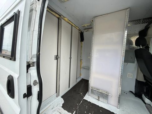 Used 2019 RAM ProMaster 2500 FWD image 30