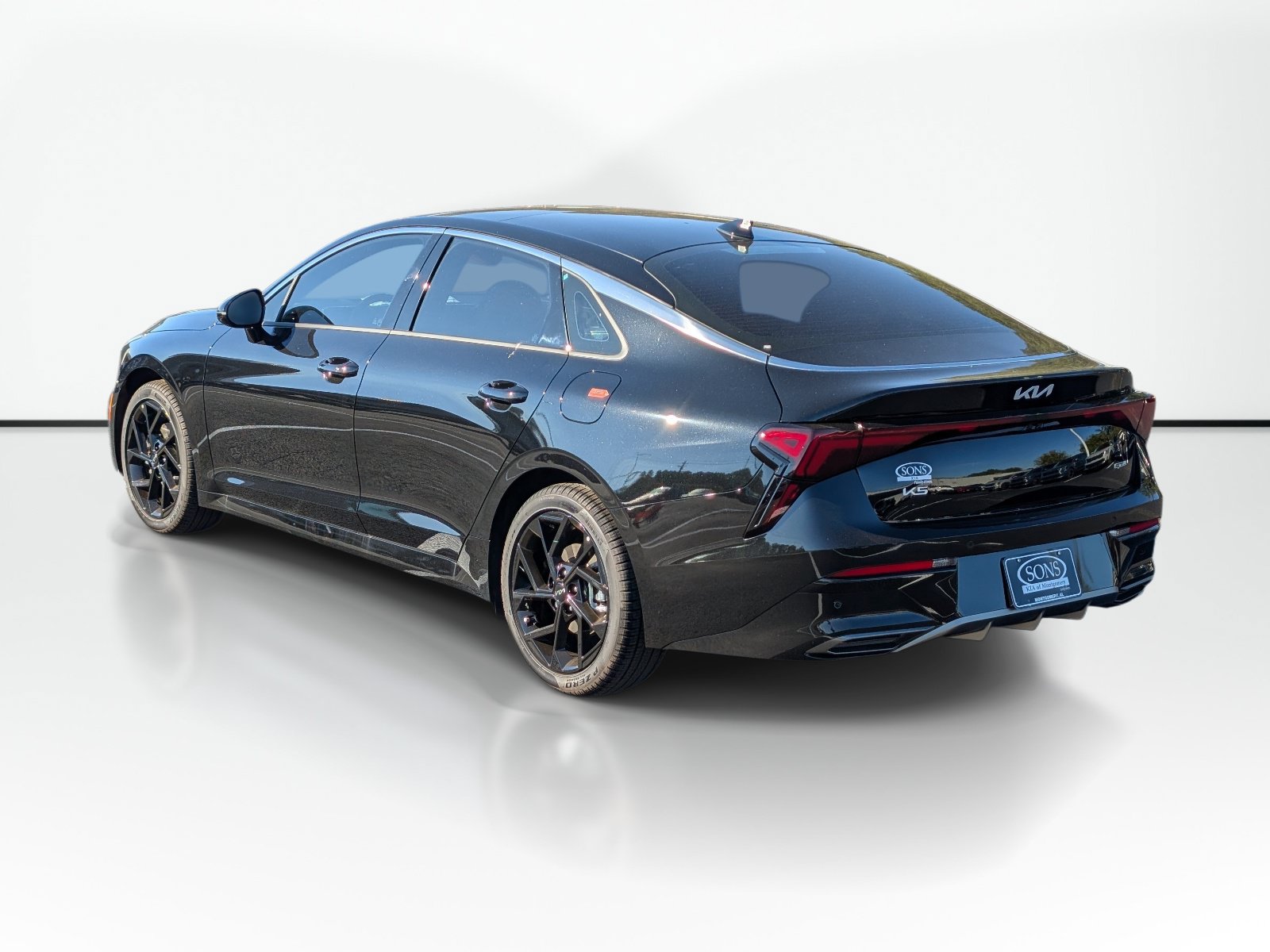 New 2027 Kia K5 GT-Line FWD image 3