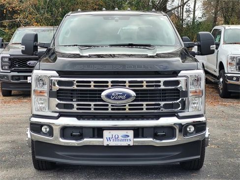 New 2026 Ford F350 XLT image 2