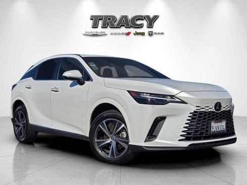 Used 2024 Lexus RX 350 FWD w/ Technology Package image 2