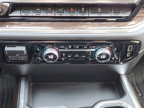 New 2026 GMC Sierra 1500 Elevation w/ Preferred Package image 13