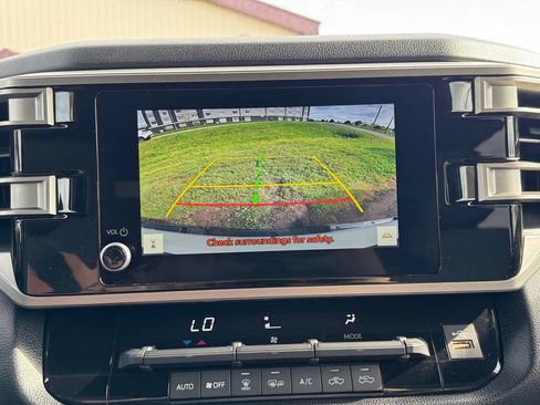 Used 2025 Toyota Tundra SR5 w/ SR5 Convenience Package AWD/4WD image 23