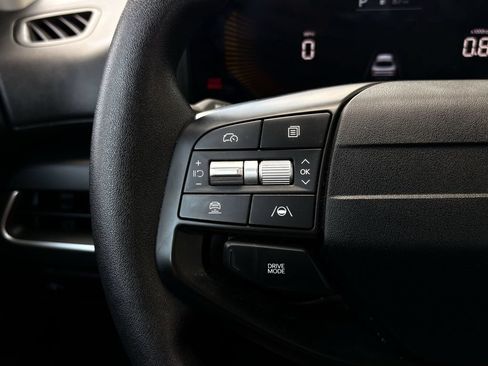 Used 2025 Kia K4 FWD image 14