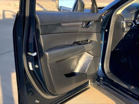 Used 2020 MAZDA CX-5 Touring image 21