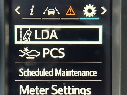 Used 2017 Toyota Corolla SE FWD image 23