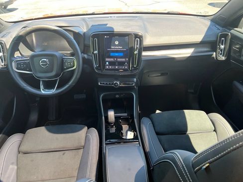 Certified 2023 Volvo C40 P8 Recharge Ultimate AWD/4WD image 24
