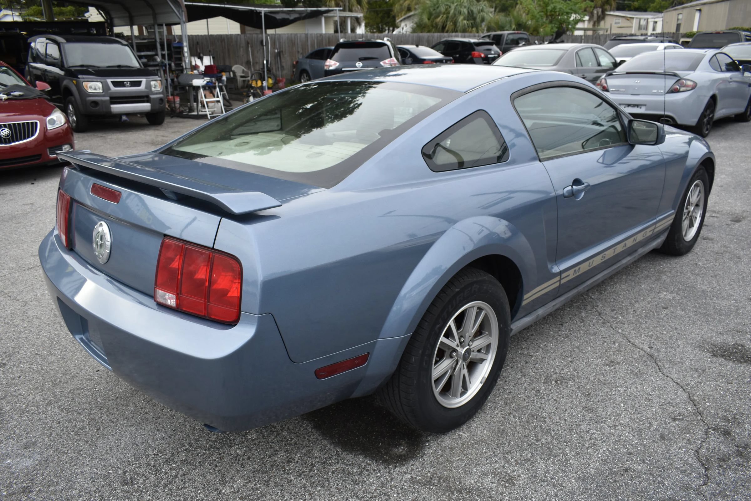 Used 2005 Ford Mustang Coupe RWD image 7