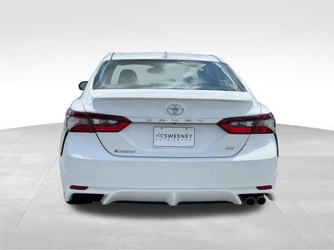 Used 2024 Toyota Camry SE FWD image 27