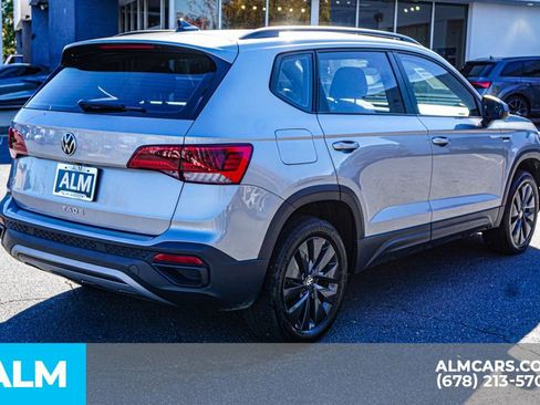 Used 2024 Volkswagen Taos S image 6