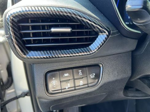 Used 2019 Hyundai Santa Fe Limited AWD/4WD image 25