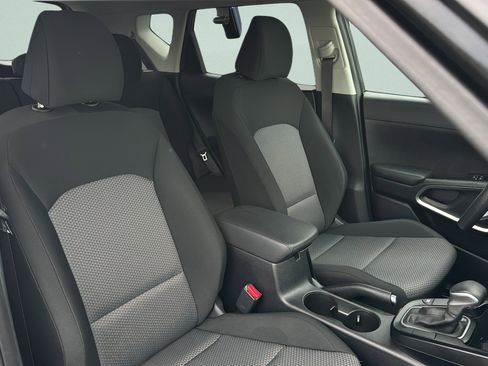 Used 2024 Kia Soul LX w/ Option Group 015 FWD image 27