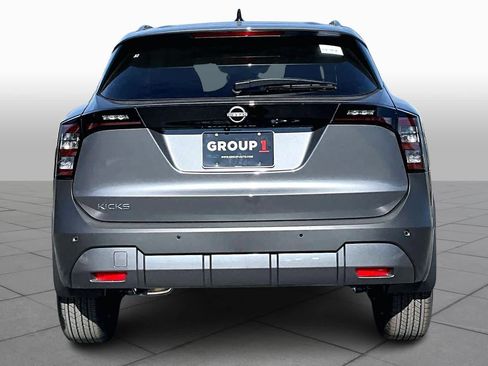 New 2026 Nissan Kicks SV image 4