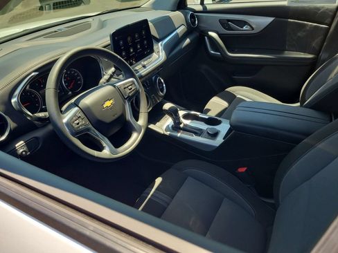 Used 2024 Chevrolet Blazer LT w/ Convenience Package FWD image 10