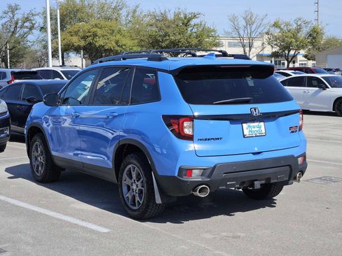 Used 2024 Honda Passport TrailSport image 5
