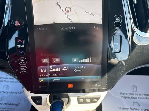 Used 2017 Toyota Prius Prime Advanced w/ Carpet Mat Package FWD image 13