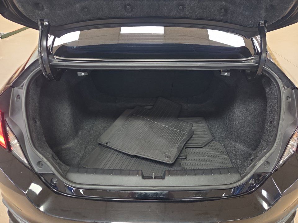 Used 2018 Honda Civic Si image 19