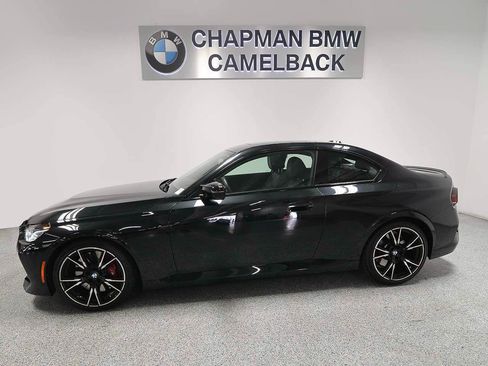 Used 2024 BMW M240i Coupe RWD image 3